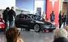 Tesla đạt sản lượng 5.000 xe Model 3 vào phút chót, Elon Musk được về ngủ tại biệt tự triệu đô thay vì nằm gầm bàn nhà máy