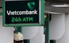 Sau 2 tháng tạm ngưng theo chỉ đạo của NHNN, ngân hàng lại tăng phí rút tiền ATM nội mạng theo kế hoạch ban đầu