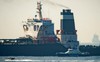 Đặc nhiệm Anh bất ngờ bắt giữ tàu chở dầu Iran, quan hệ ngoại giao trở nên căng thẳng