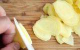 Tác dụng khi ngậm một miếng gừng mỏng: Bí quyết phòng bệnh tuyệt vời nổi tiếng Đông y