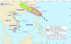 Bão Bailu giật cấp 12 đang ở gần biển Đông