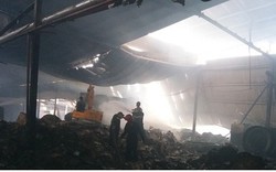 Cháy nhà máy giấy ở Tiền Giang lúc rạng sáng, thiệt hại gần 10 tỷ đồng