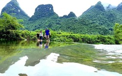 Ngập lụt nhiều nơi, du khách vẫn nườm nượp về Lạng Sơn