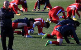 ĐT Việt Nam để thua đội cuối bảng K-League, HLV Park Hang-seo tràn ngập lo âu ĐT Việt Nam để thua đội cuối bảng K-League, HLV Park Hang-seo tràn ngập lo âu