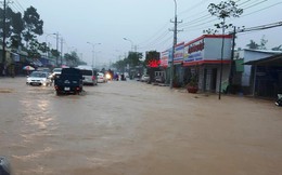 Mưa lớn kéo dài, Phú Quốc lại chìm trong biển nước