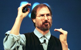 22 năm về trước, cố CEO Apple đã cho cả thế giới thấy cách hoàn hảo để đáp lại kẻ công kích mình 22 năm về trước, cố CEO Apple đã cho cả thế giới thấy cách hoàn hảo để đáp lại kẻ công kích mình