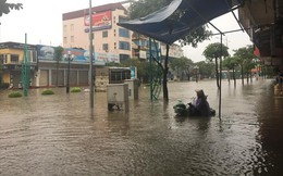 Thái Nguyên mưa lớn, đường biến thành sông, nhà cửa ô tô chìm trong nước
