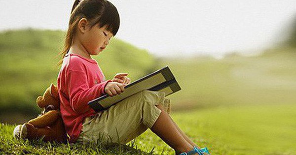 Cha mẹ hãy nghiêm khắc nhìn lại mình: Đôi khi bạn có thể làm tất cả mọi thứ cho con trừ việc để nó là chính mình