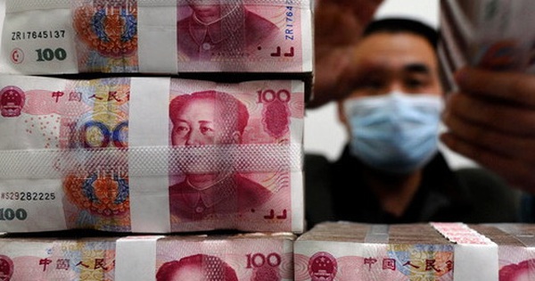 Tin đồn trên mạng gây ra tình trạng rút tiền hàng loạt tại nhiều ngân hàng nhỏ Trung Quốc