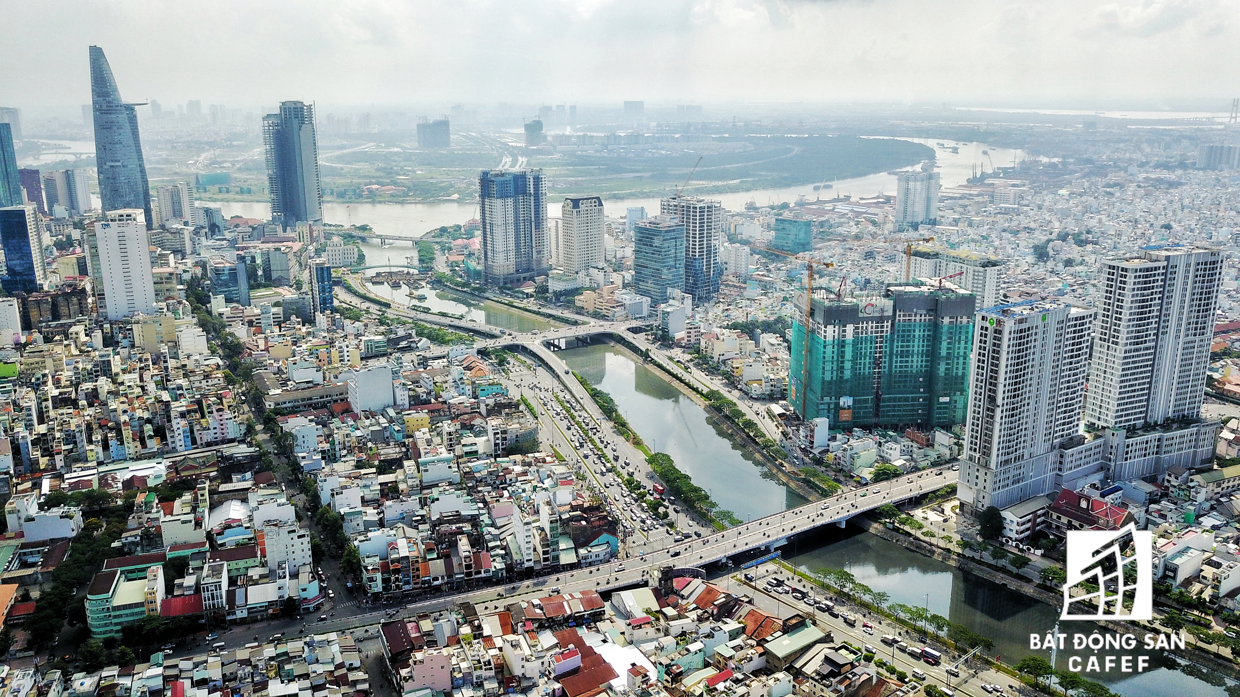 Dự án do Phát Đạt và Thảo Điền Investment tuy không kịp bàn giao cho khách hàng vào cuối năm nay, nhưng cũng đang được đẩy nhanh tiến độ thi công