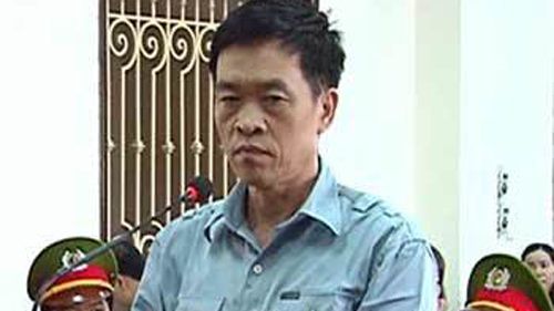 Bị cáo Trần Văn Liêm trong phiên tòa năm 2012