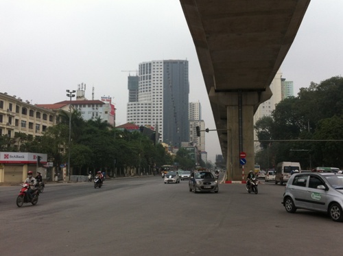 Dự án nằm ngay sát trục đường Trần Phú - Hà Đông, nơi có đường sắt Cát Linh - Hà Đông chạy qua.