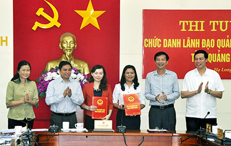 
Thi tuyển Phó giám đốc sở tại Quảng Ninh - địa phương tiên phong trong việc thi tuyển các chức danh lãnh đạo
