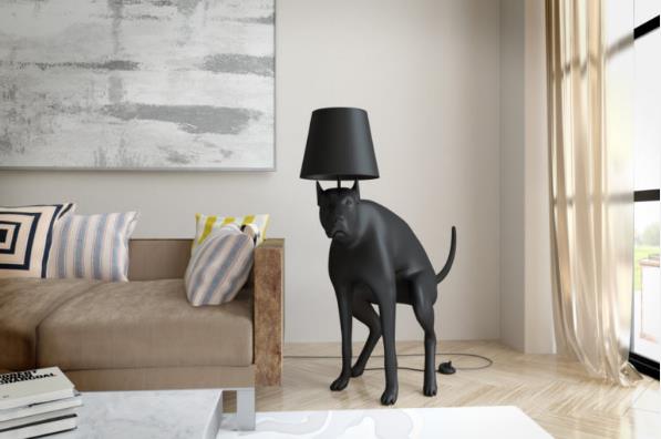 Một cảm giác vô cộng “đặc trưng” có bất cứ ai khi ngắm nhìn chiếc đèn hình chú chó đen này. 