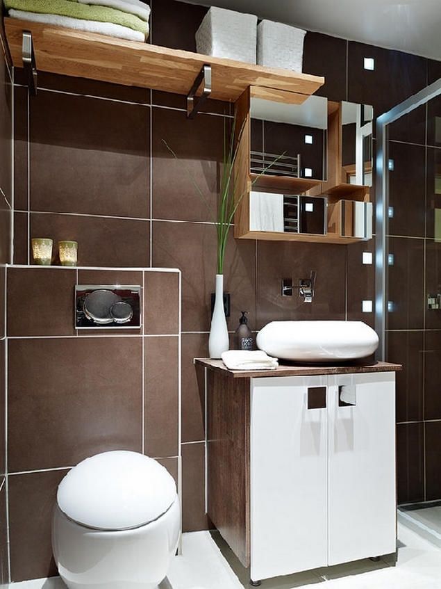 
Phòng tắm nhỏ sạch đẹp với sự kết hợp hài hòa giữa hai gam màu nâu – trắng.

 
