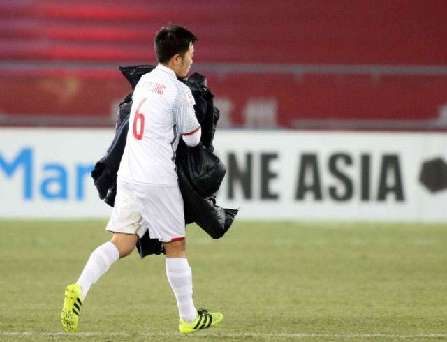 Lương Xuân Trường - Hành trình từ cậu bé tí hon cùng ước mơ với trái bóng tới người hùng thầm lặng của đội U23 Việt Nam - Ảnh 4.