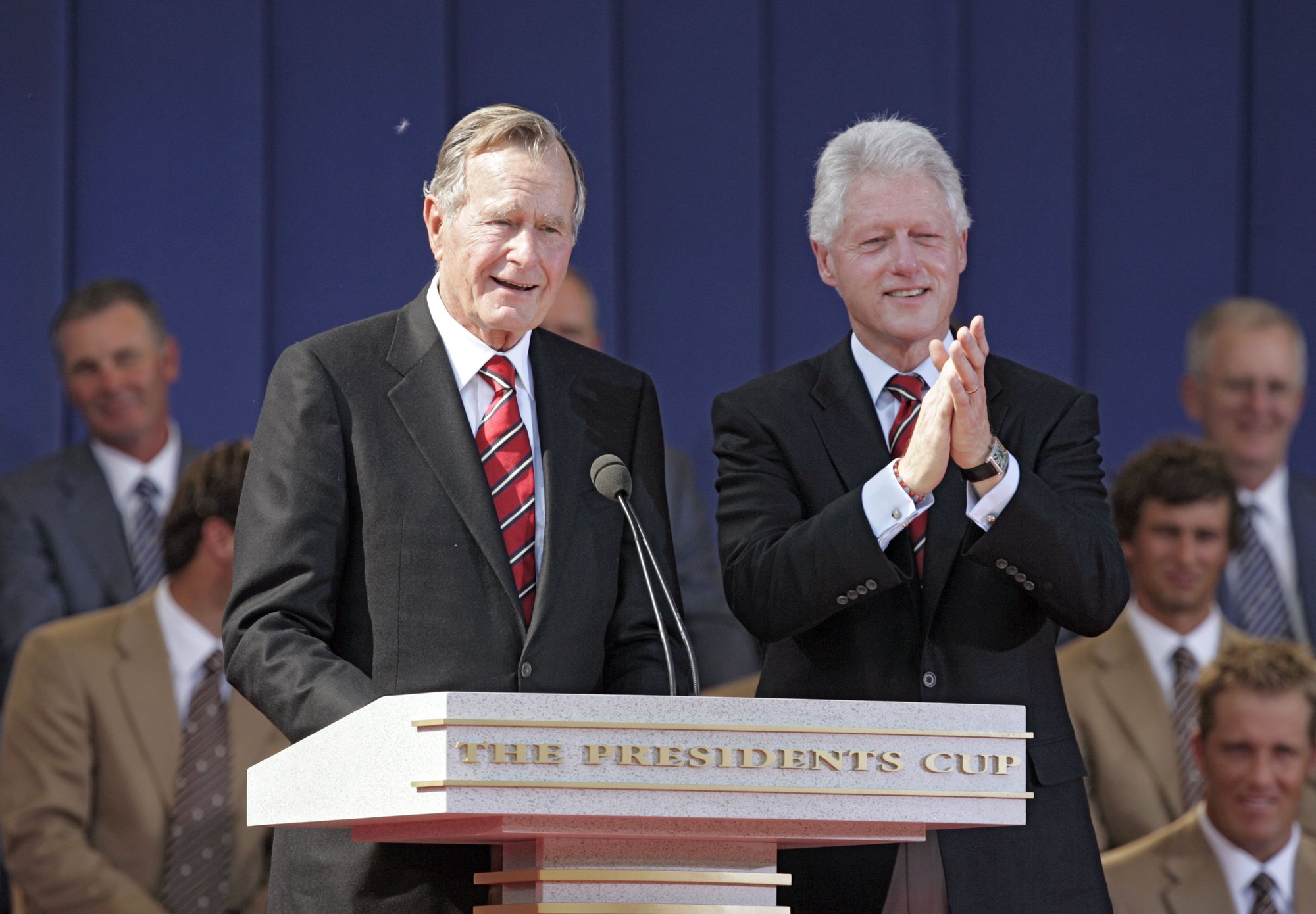 Chỉ làm tổng thống một nhiệm kỳ duy nhất nhưng ông Bush cha giúp định hình nước Mỹ suốt nhiều thập kỷ - Ảnh 4.
