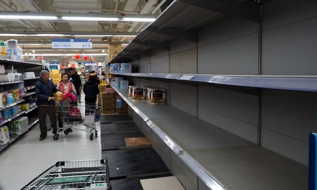 Khủng hoảng giấy vệ sinh, người Đài Loan tranh nhau quét sạch siêu thị - Ảnh 1.