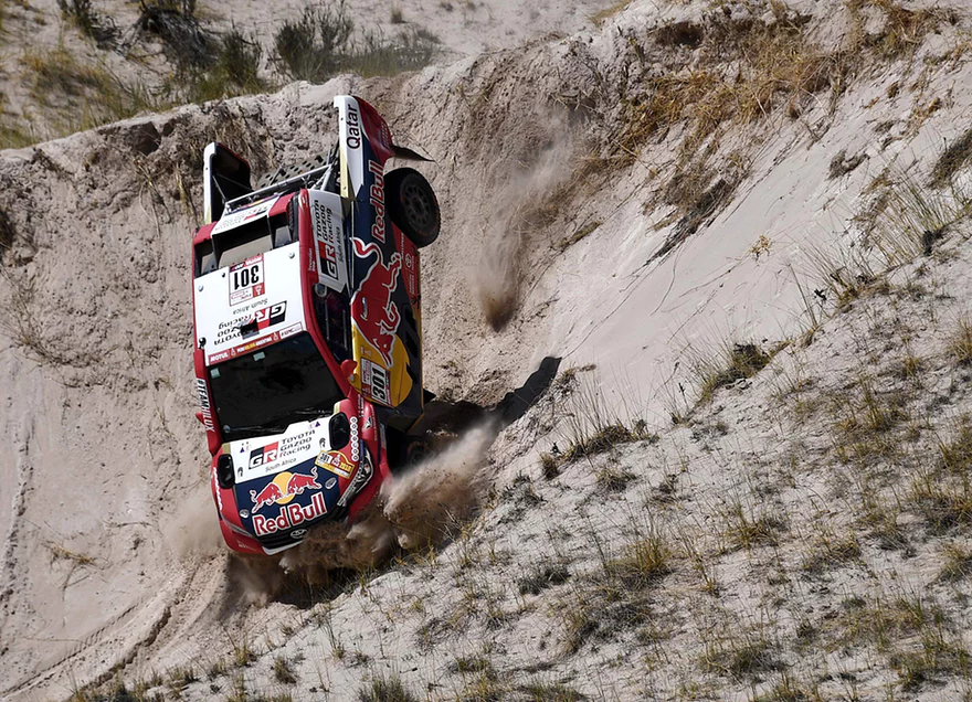 Khám phá giải đua xe địa hình xuyên sa mạc khốc liệt nhất hành tinh Dakar Rally - Ảnh 3.