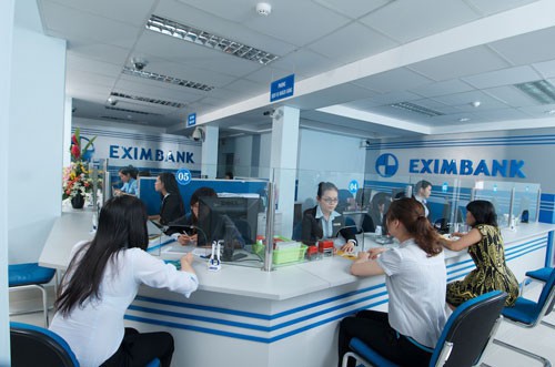 Khách hàng bị chiếm đoạt 245 tỉ: Eximbank nên sớm bồi thường - Ảnh 1.