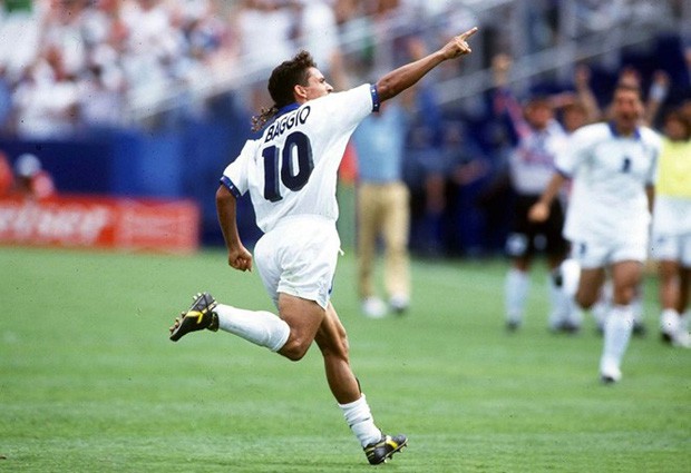 World Cup 1994: Nỗi đau tột cùng của tóc đuôi ngựa thần thánh Roberto Baggio - Ảnh 1.