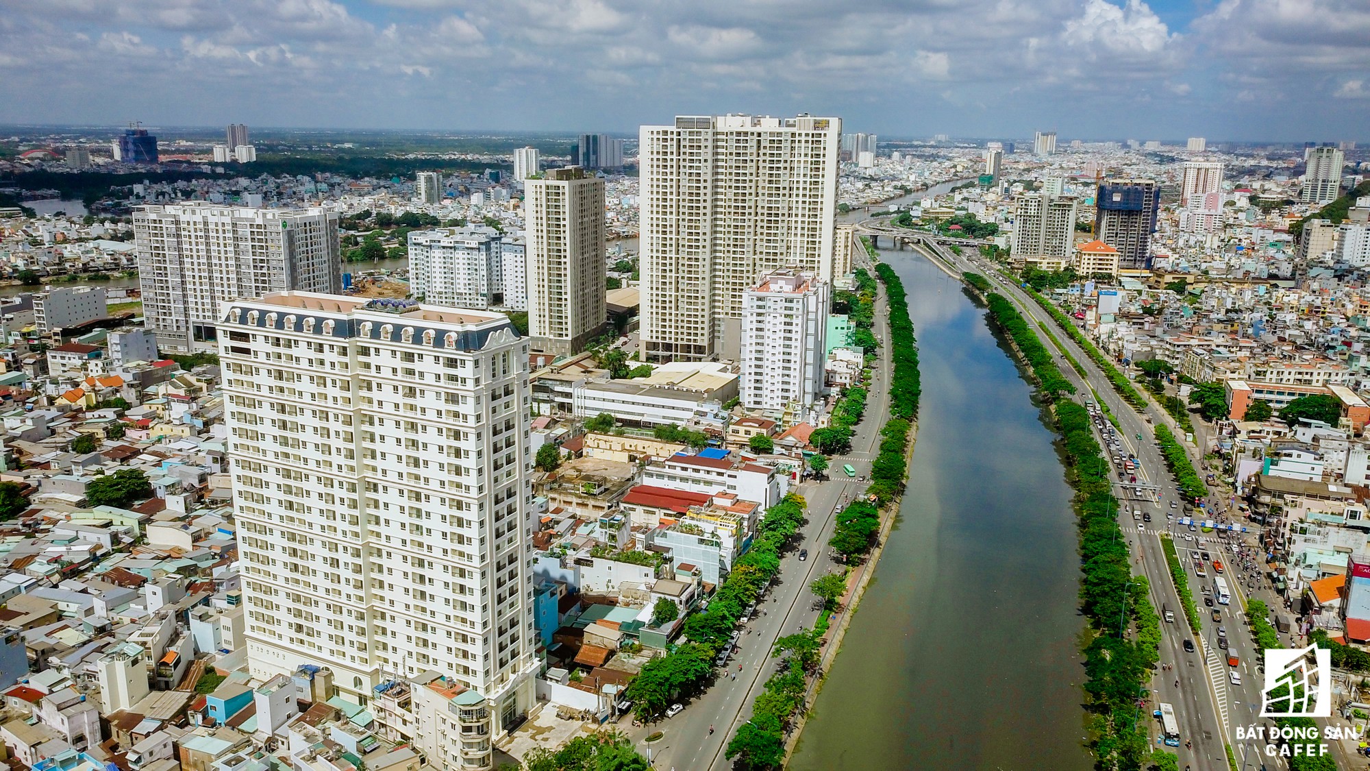 Khan hiếm nguồn cung, nhà đất Bến Vân Đồn Sài Gòn thiết lập mặt bằng giá mới - Ảnh 8. Khan hiếm nguồn cung, nhà đất Bến Vân Đồn Sài Gòn thiết lập mặt bằng giá mới - Ảnh 8.