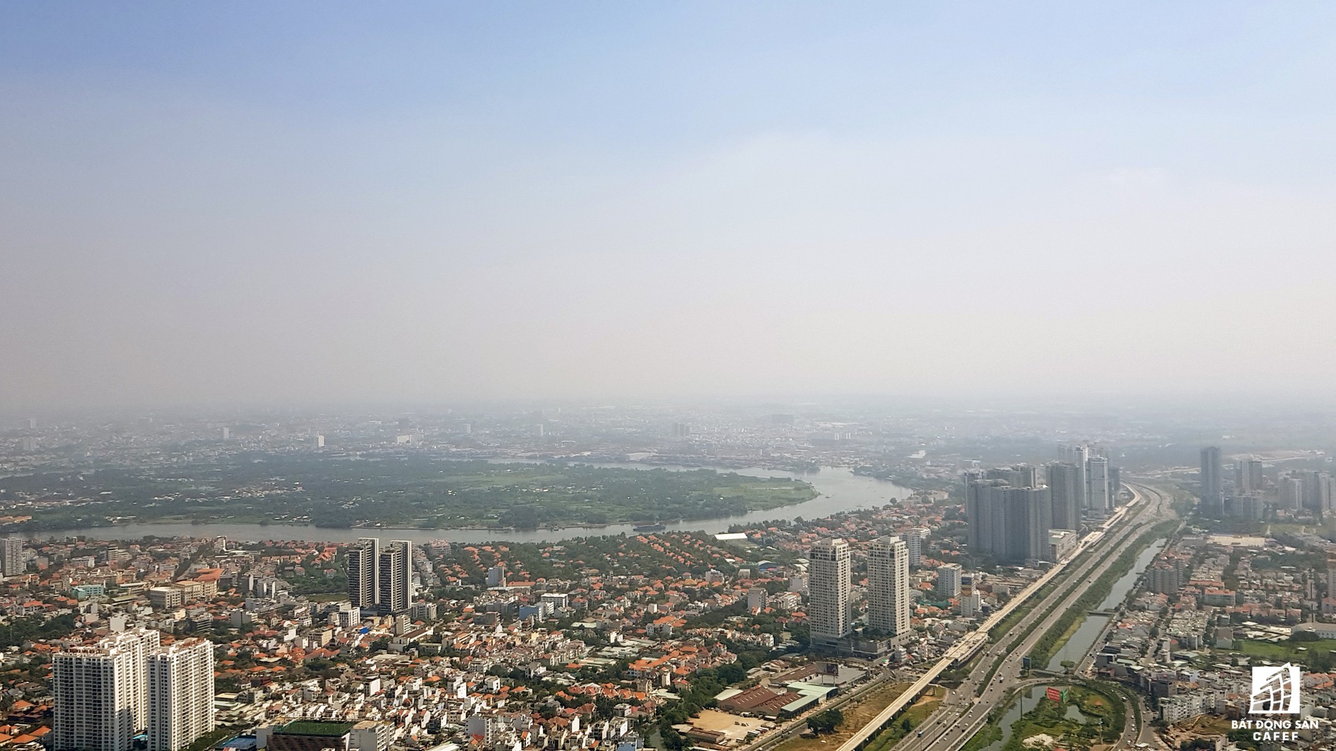 Toàn cảnh đô thị trung tâm Sài Gòn nhìn từ đỉnh tòa nhà cao nhất Việt Nam - Ảnh 8. Toàn cảnh đô thị trung tâm Sài Gòn nhìn từ đỉnh tòa nhà cao nhất Việt Nam - Ảnh 8.