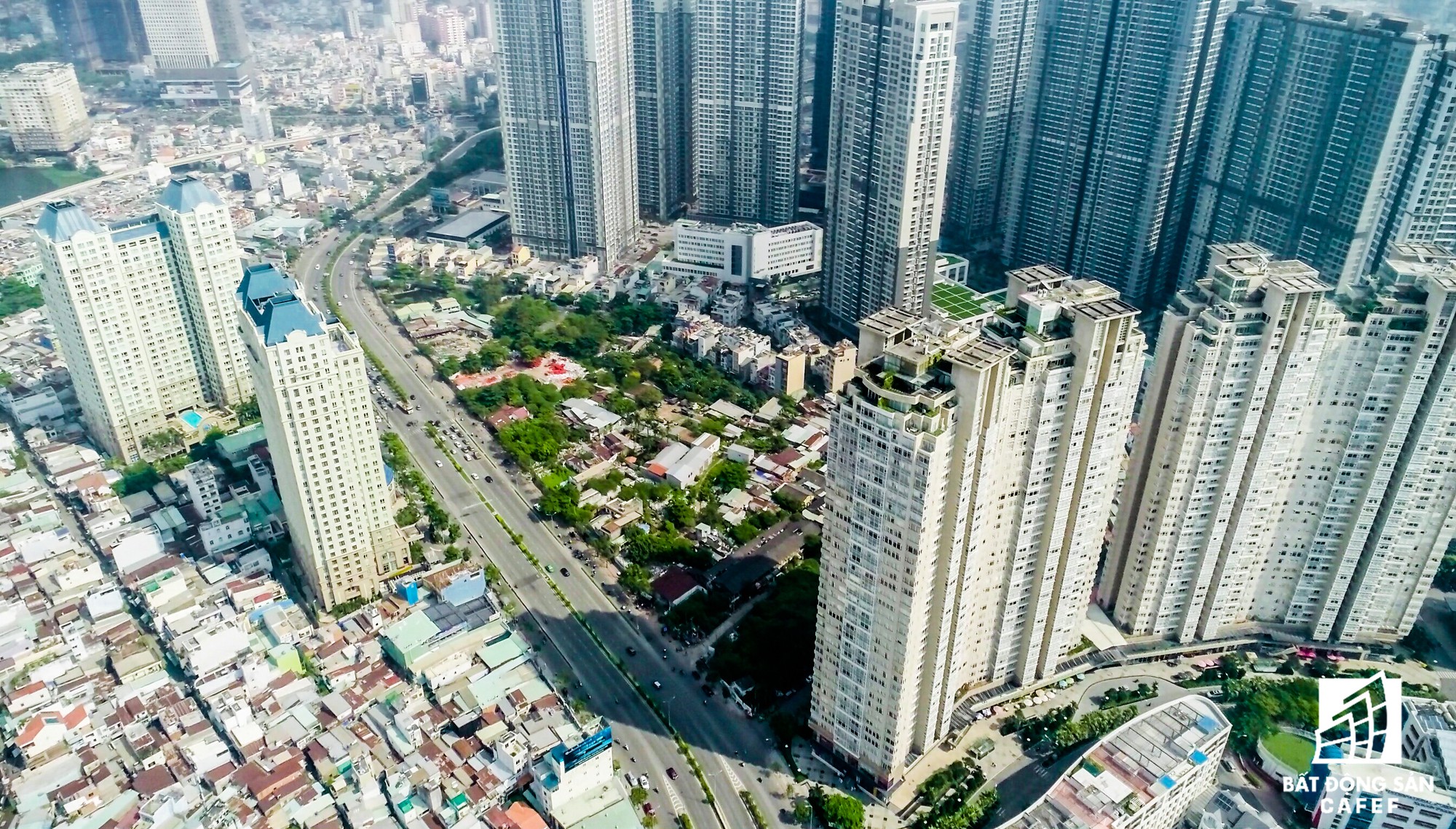 Toàn cảnh đô thị trung tâm Sài Gòn nhìn từ đỉnh tòa nhà cao nhất Việt Nam - Ảnh 16. Toàn cảnh đô thị trung tâm Sài Gòn nhìn từ đỉnh tòa nhà cao nhất Việt Nam - Ảnh 16.