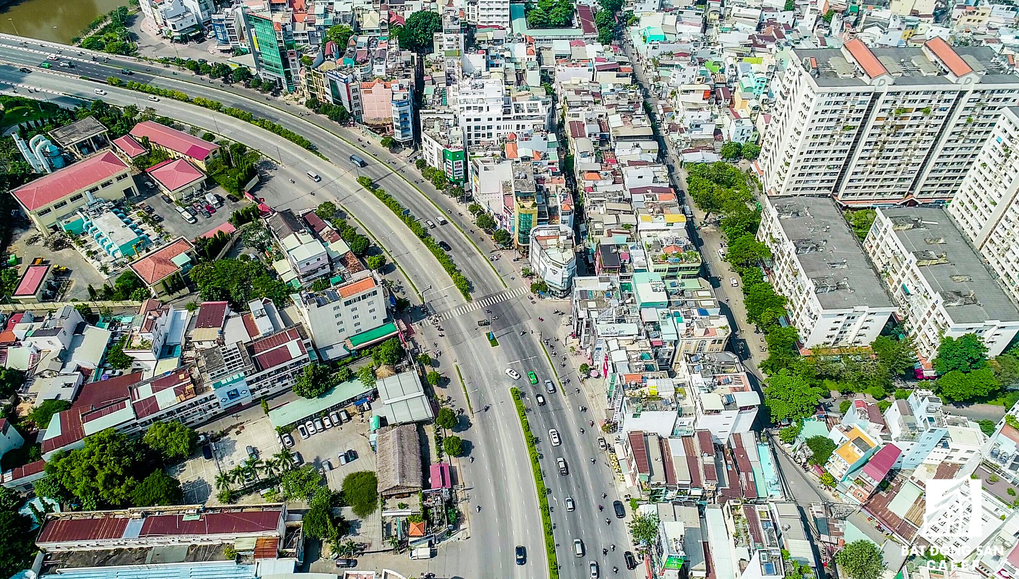 Toàn cảnh đô thị trung tâm Sài Gòn nhìn từ đỉnh tòa nhà cao nhất Việt Nam - Ảnh 19. Toàn cảnh đô thị trung tâm Sài Gòn nhìn từ đỉnh tòa nhà cao nhất Việt Nam - Ảnh 19.