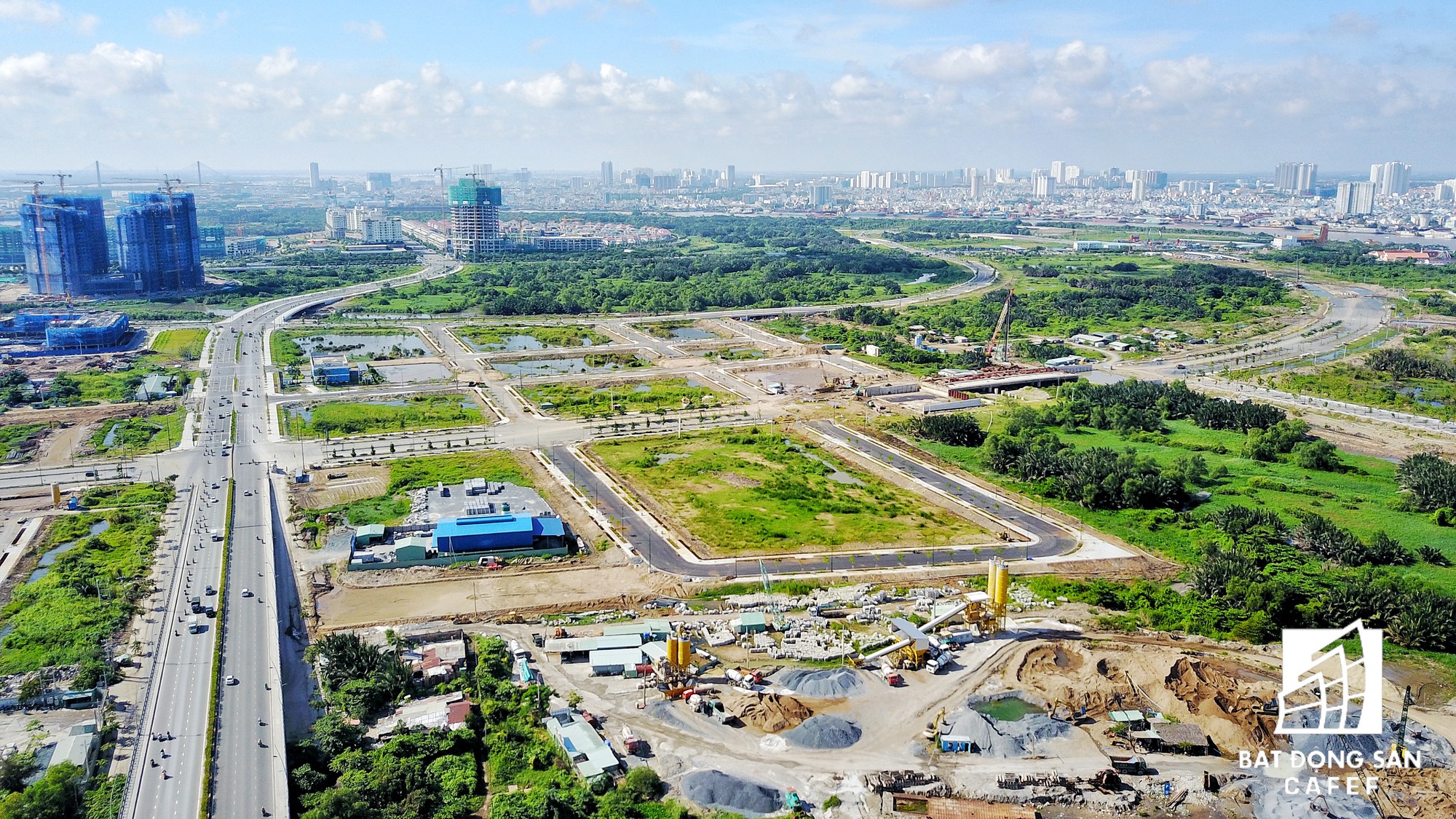 Toàn cảnh đô thị trung tâm Sài Gòn nhìn từ đỉnh tòa nhà cao nhất Việt Nam - Ảnh 23. Toàn cảnh đô thị trung tâm Sài Gòn nhìn từ đỉnh tòa nhà cao nhất Việt Nam - Ảnh 23.