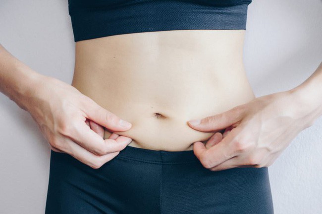 6 lý do khiến vòng bụng của bạn to rất to, dù ăn ít hay chăm tập thể dục cũng không giúp giảm đi nhiều