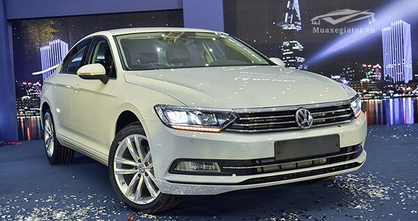Xe sang Đức giảm giá kỷ lục, thị trường ô tô Việt chạm đáy mới - Ảnh 4.