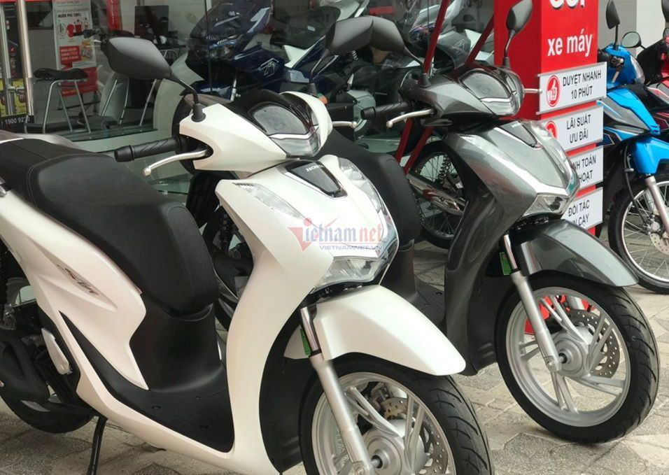 Tin xe 249 SH 2019 quá đẹp và khan hàng bị đại lý thổi giá chênh lên  50 triệu đồng