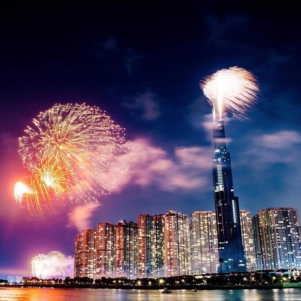  Ghim ngay 6 địa điểm ngắm pháo hoa đẹp nhất Sài Gòn dịp Tết Dương lịch 2020, lập hội đi countdown đón năm mới liền thôi!  - Ảnh 2.
