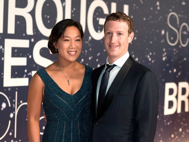 Hôm nay Facebook tròn 15 tuổi, cùng nhìn lại hành trình khó tin của Mark Zuckerberg: Từ cậu sinh viên bỏ học đến tỷ phú sở hữu MXH ‘đông dân’ nhất hành tinh - Ảnh 6.