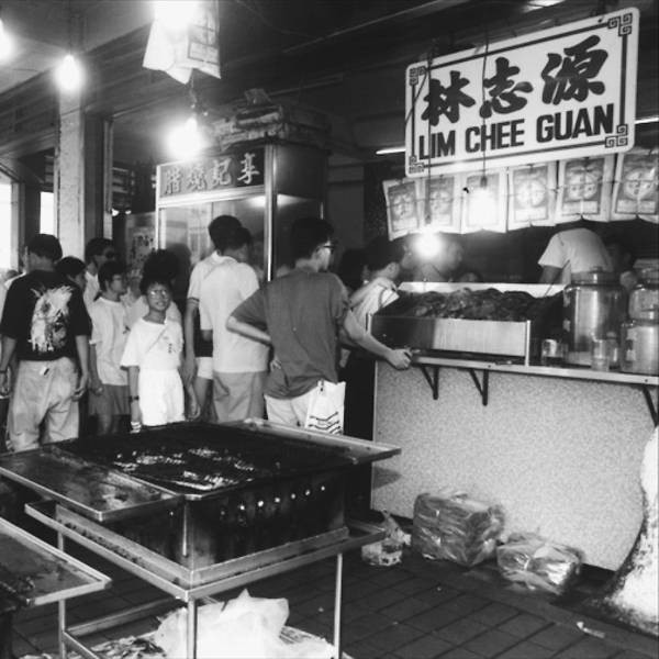 Phía sau món bak kwa lừng danh khiến bao người xếp hàng chờ cả tuần để mua tại Singapore: Từ triết lý gia đình là cái gốc đến giấc mơ có thật của 3 thế hệ nhà họ Lim - Ảnh 1.