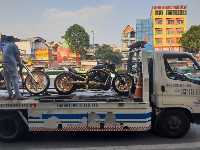 Bộ sưu tập mô tô tiền tỷ của người đàn ông đeo nhiều vàng nhất Việt Nam Phúc XO, dàn xe biển ngũ quỹ ít ai biết - Ảnh 6.