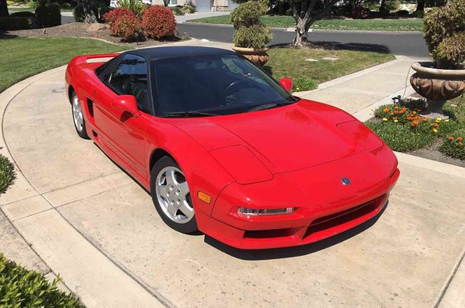 Chạm mặt huyền thoại HondaAcura NSX 1991 trên đường phố Sài Gòn  Ôtô   Việt Giải Trí