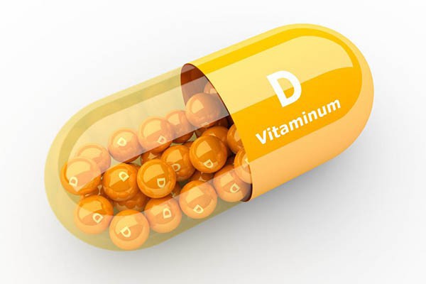 Người đàn ông bị hỏng thận do lạm dụng vitamin D, chuyên gia nói gì về việc  dùng thức uống bổ sung này?