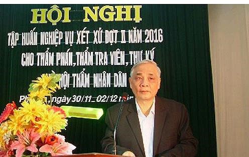 Cựu chánh án TAND tỉnh Phú Yên bị truy tố tội tham ô - Ảnh 1.