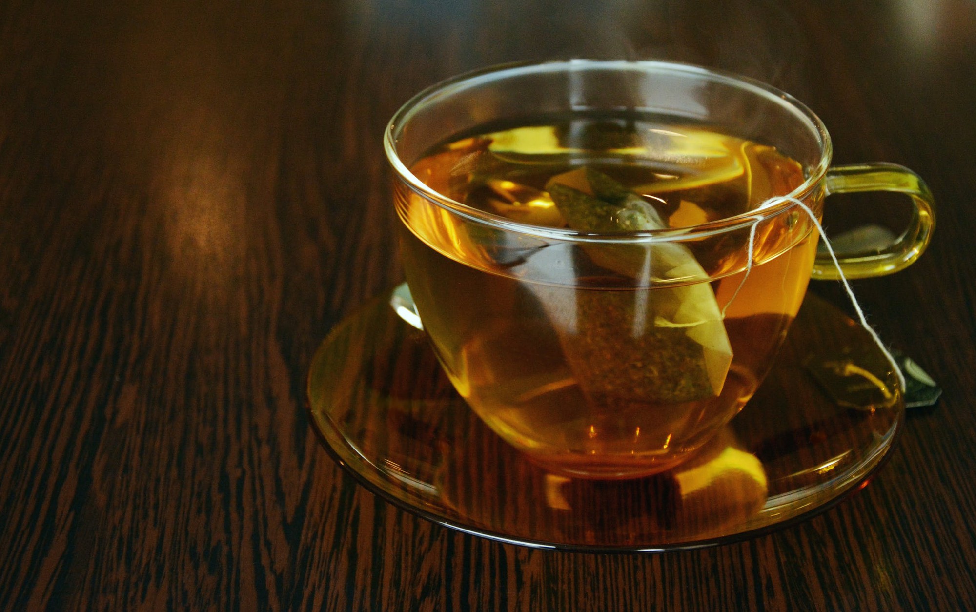 Thanh xuân như một ly trà, pha xong một ấm hết cả thanh xuân: Học nghệ nhân cách pha trà ngon mê ly, đơn giản ai cũng làm được - Ảnh 2.