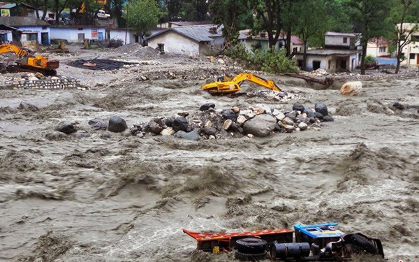 Lũ lụt nghiêm trọng tại Trung Quốc làm 9 người thiệt mạng - Ảnh 1.