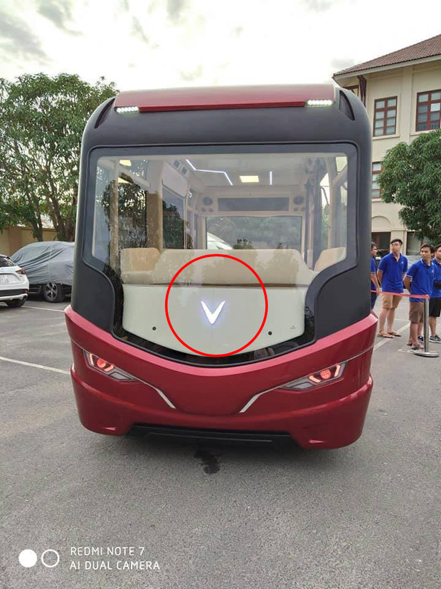 Xuất hiện hình ảnh được cho là chiếc xe buýt của VinFast với thiết kế đến từ tương lai - Ảnh 1.
