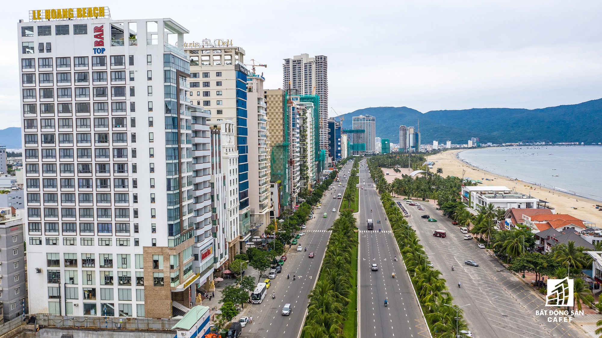 Bức tranh toàn cảnh thị trường BĐS Đà Nẵng nhìn từ sự ken đặc của cao ốc dọc bờ biển, giá nhà đất dự báo sẽ còn tăng - Ảnh 15.