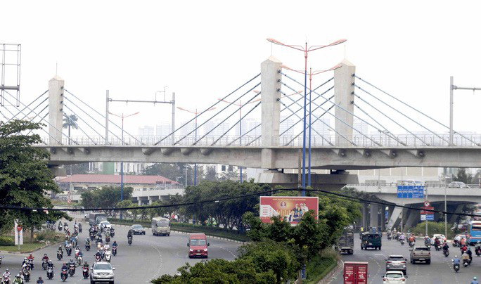 Cận cảnh metro số 1 sắp ra mắt tại TP HCM - Ảnh 2. Cận cảnh metro số 1 sắp ra mắt tại TP HCM - Ảnh 2.