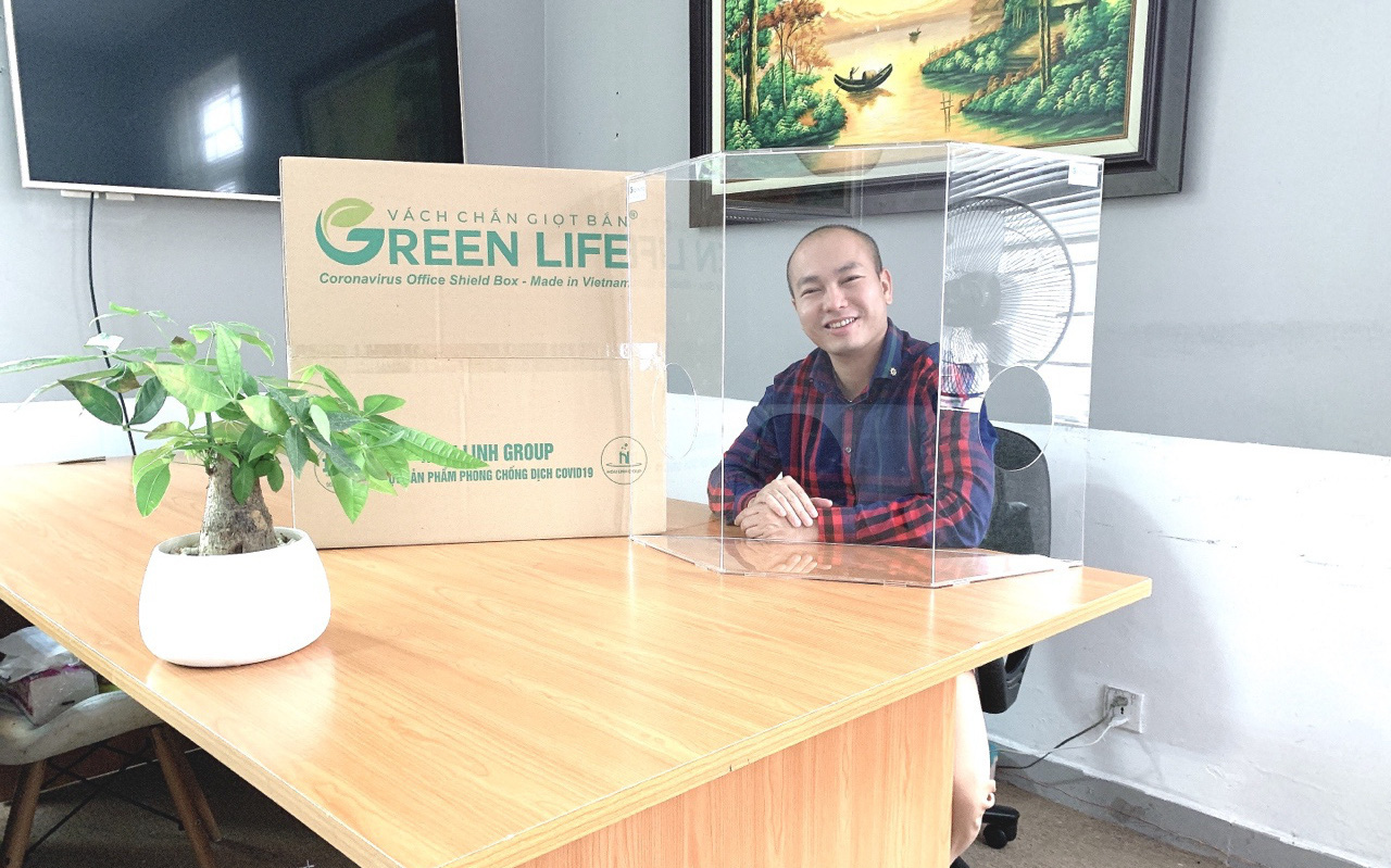 Hoai Linh Group “gây sốt” với sản phẩm - Buồng chắn giọt bắn Green Life