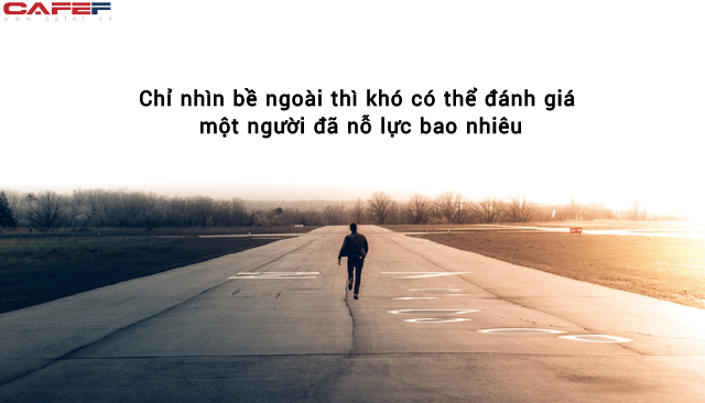 Ngoài đời, có người ngủ, có người thức, có người nằm, có người chơi, nhưng càng nhiều hơn cả là những người đang âm thầm tiến tới: Chỉ nhìn bề ngoài, thật khó biết một người đã nỗ lực bao nhiêu - Ảnh 1.