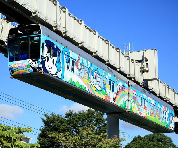 Không hổ danh “đất nước ngoài hành tinh” trong mắt du khách, Nhật Bản chính là nơi sở hữu đoàn tàu treo ngược dài nhất thế giới hiện nay - Ảnh 6.