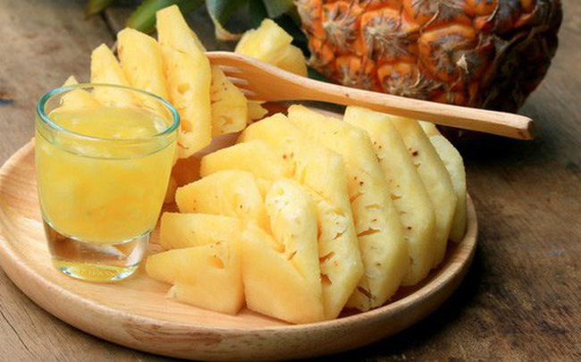 Những lợi ích và tác dụng phụ cần biết của quả dứa; có thể ăn bao nhiêu dứa  trong một ngày?