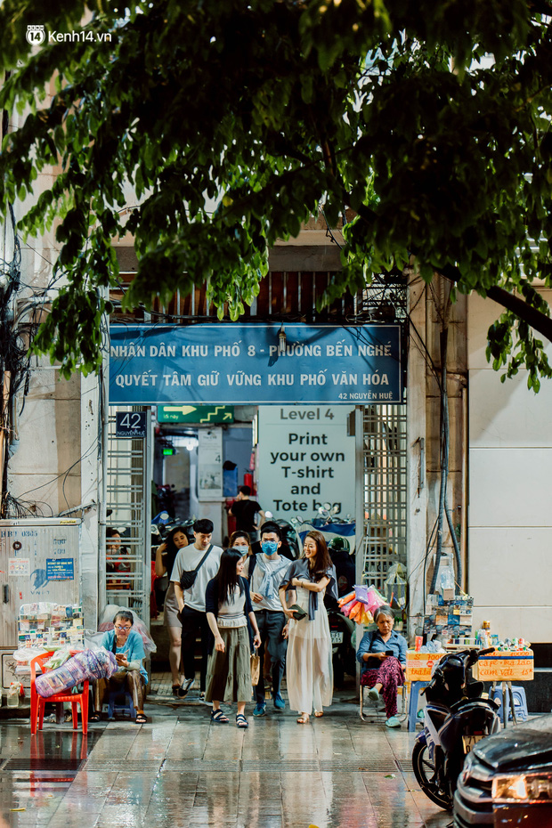 Cận cảnh chung cư Việt Nam lên báo Mỹ được khen nức nở: 1 tỷ đồng cho mỗi mét vuông, thiên đường cafe của giới trẻ Sài Gòn - Ảnh 10.